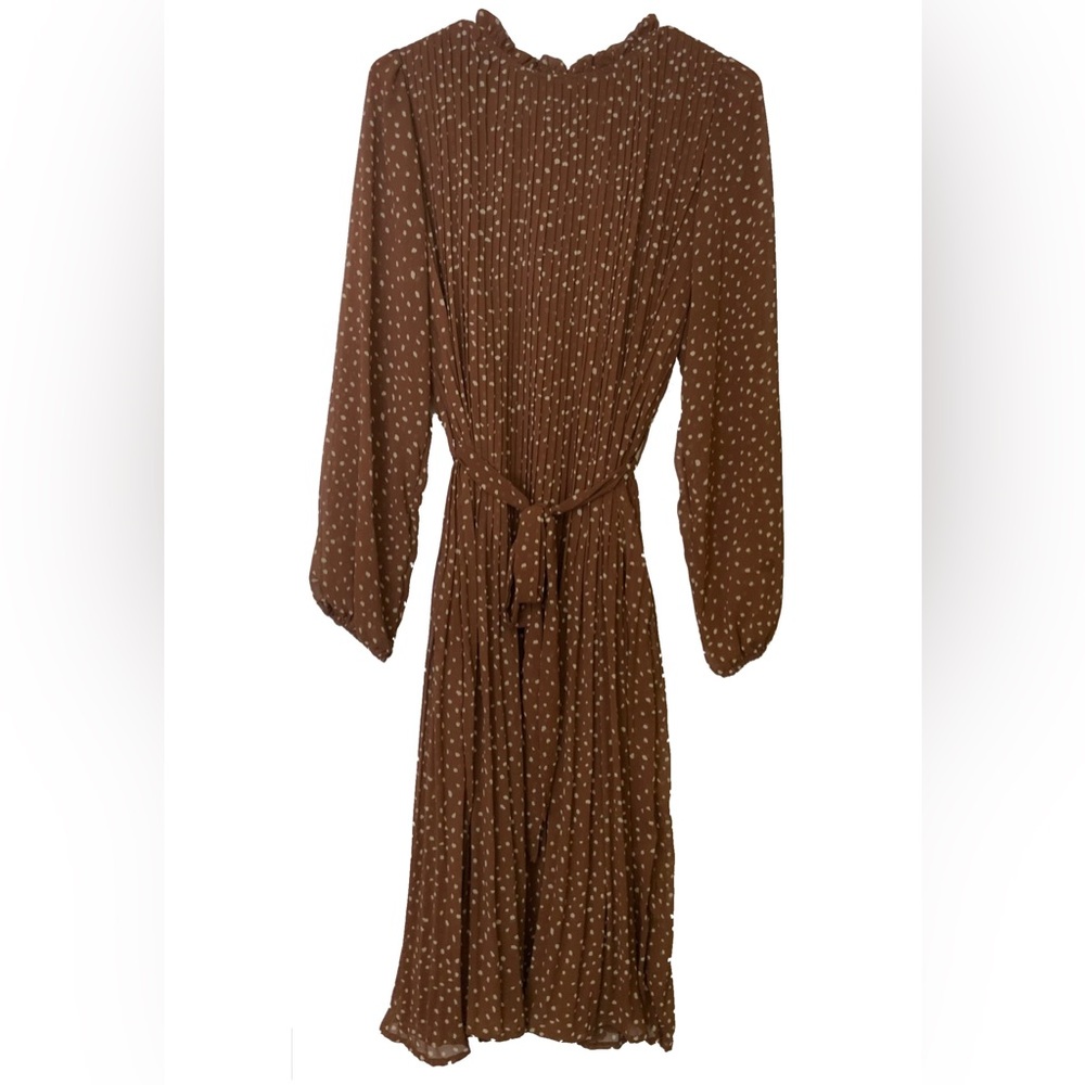 “Pretty Women Dress”